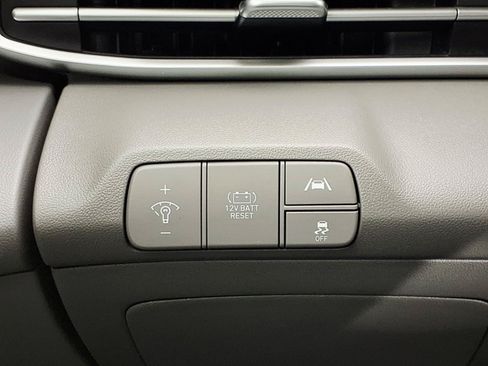Certified 2023 Hyundai Elantra Blue FWD image 22
