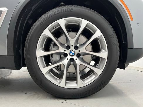 Certified 2026 BMW X5 xDrive40i w/ Executive Package AWD/4WD image 23