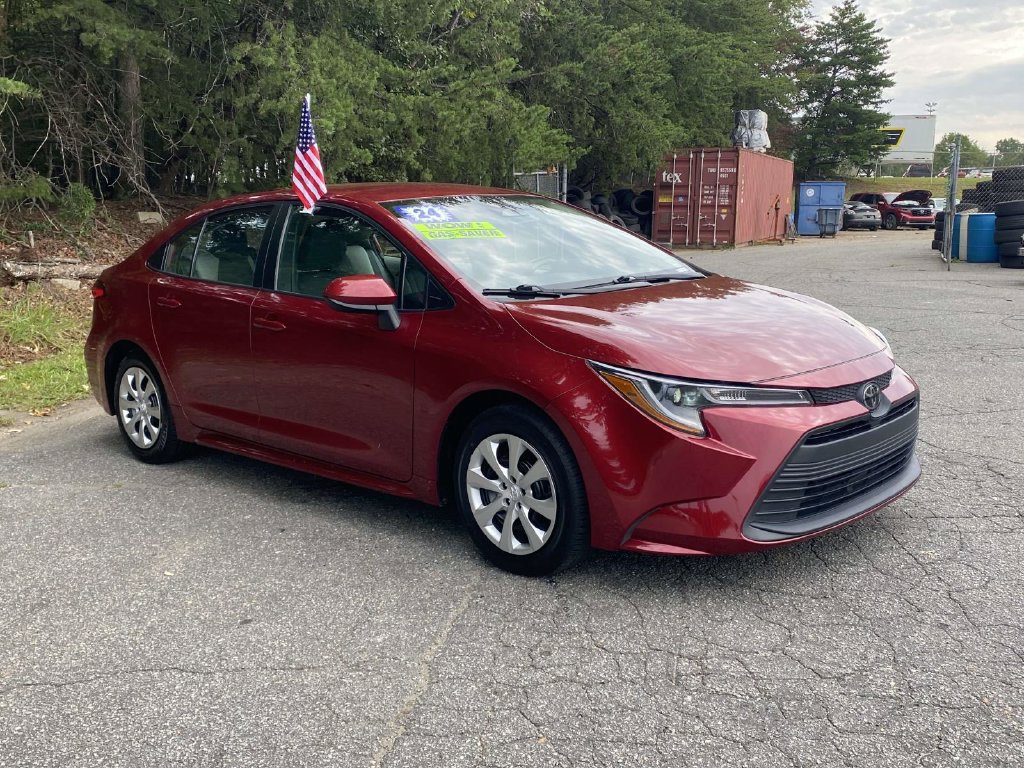Used 2024 Toyota Corolla LE FWD image 6