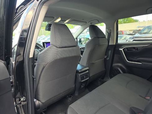 Used 2024 Toyota RAV4 LE AWD/4WD image 18