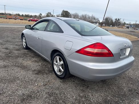 Used 2004 Honda Accord EX image 5