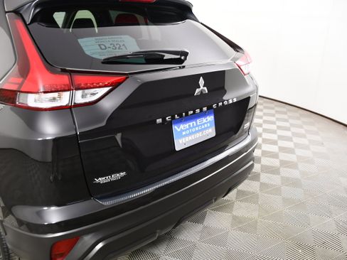 Used 2024 Mitsubishi Eclipse Cross LE AWD/4WD image 15