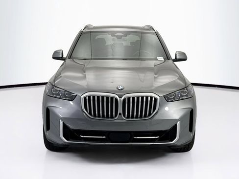 Certified 2026 BMW X5 sDrive40i w/ Parking Assistance Package RWD image 2