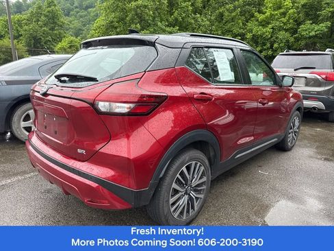 Used 2023 Nissan Kicks SR FWD image 6