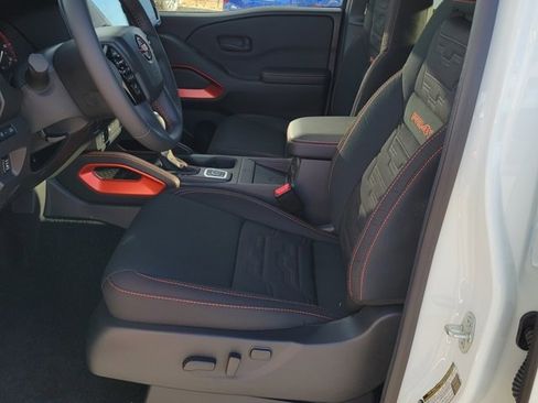 New 2026 Nissan Frontier PRO-4X w/ Pro-4x Convenience Package image 6