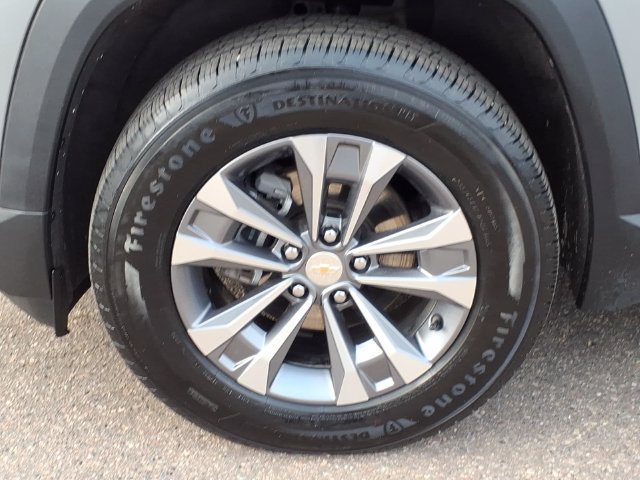 Used 2025 Chevrolet Equinox LT w/ Convenience Package II FWD image 9
