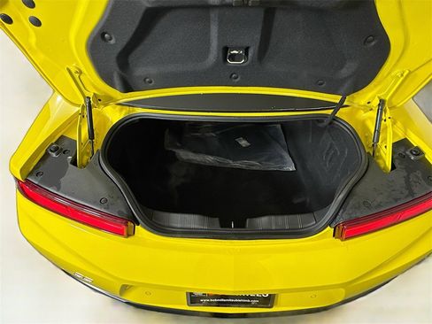 Used 2017 Chevrolet Camaro LT image 27