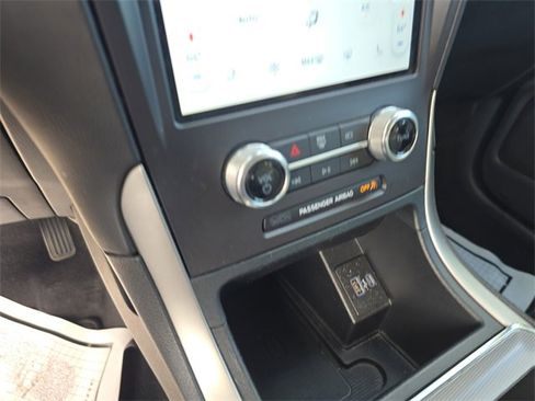 Used 2021 Ford Edge SEL w/ Convenience Package image 32