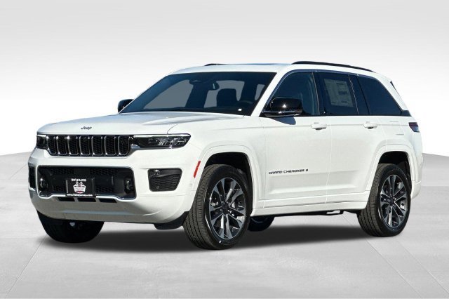 Used 2025 Jeep Grand Cherokee Overland w/ Adv Protech Group III AWD/4WD image 8