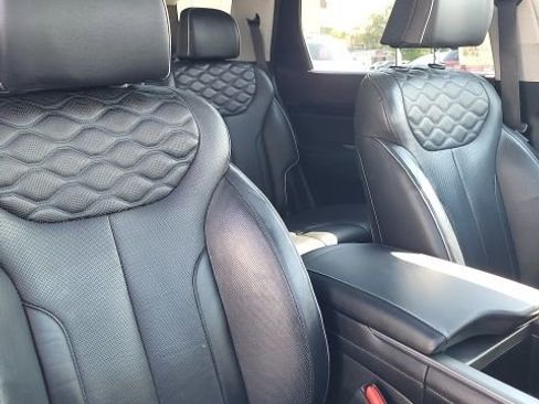 Used 2021 Hyundai Palisade Limited image 17