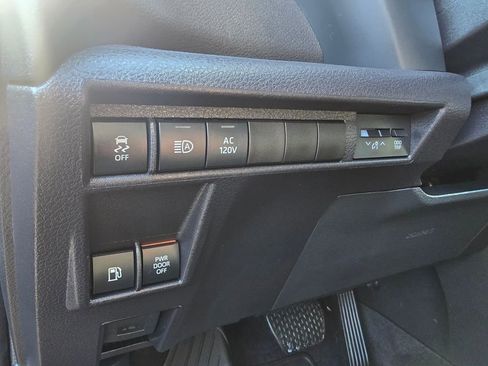 Certified 2025 Toyota Sienna XSE w/ XSE Plus Package image 21