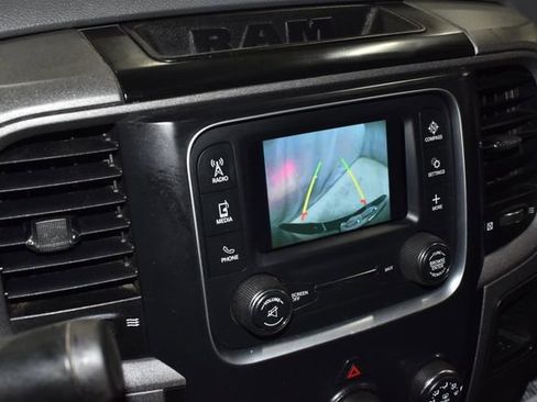 Used 2018 RAM 2500 Tradesman w/ Chrome Appearance Group image 15