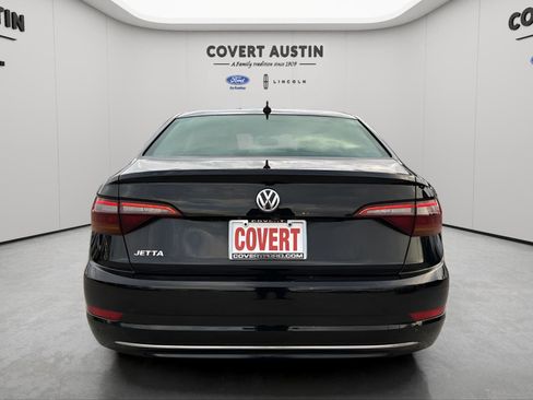 Used 2019 Volkswagen Jetta SE image 4