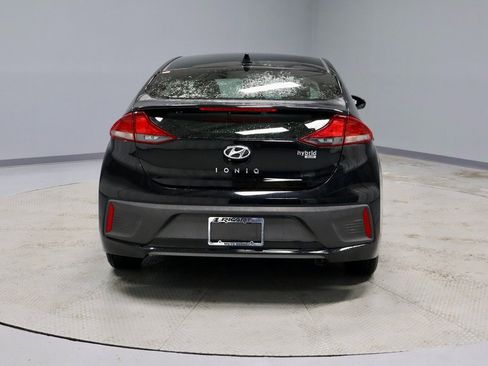 Used 2018 Hyundai Ioniq Blue image 9