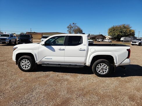 New 2025 Toyota Tacoma SR5 image 2