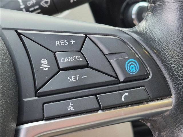Used 2019 Nissan Rogue Sport SL w/ Premium Package FWD image 14