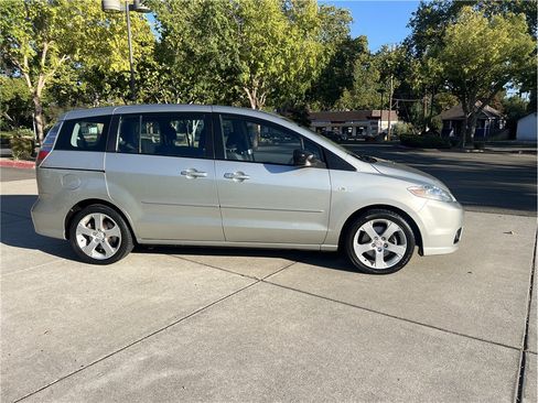 Used 2007 MAZDA MAZDA5 Sport FWD image 2