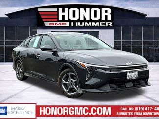 Used 2025 Kia K4 LXS video 1