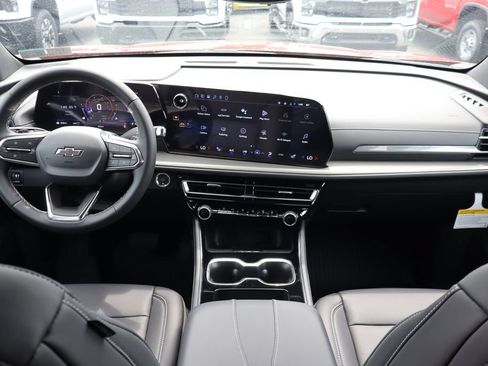 New 2026 Chevrolet Traverse LT w/ Midnight/Sport Edition AWD/4WD image 19