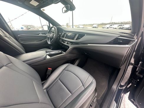 Used 2024 Buick Enclave Essence w/ Sport Touring Edition image 35