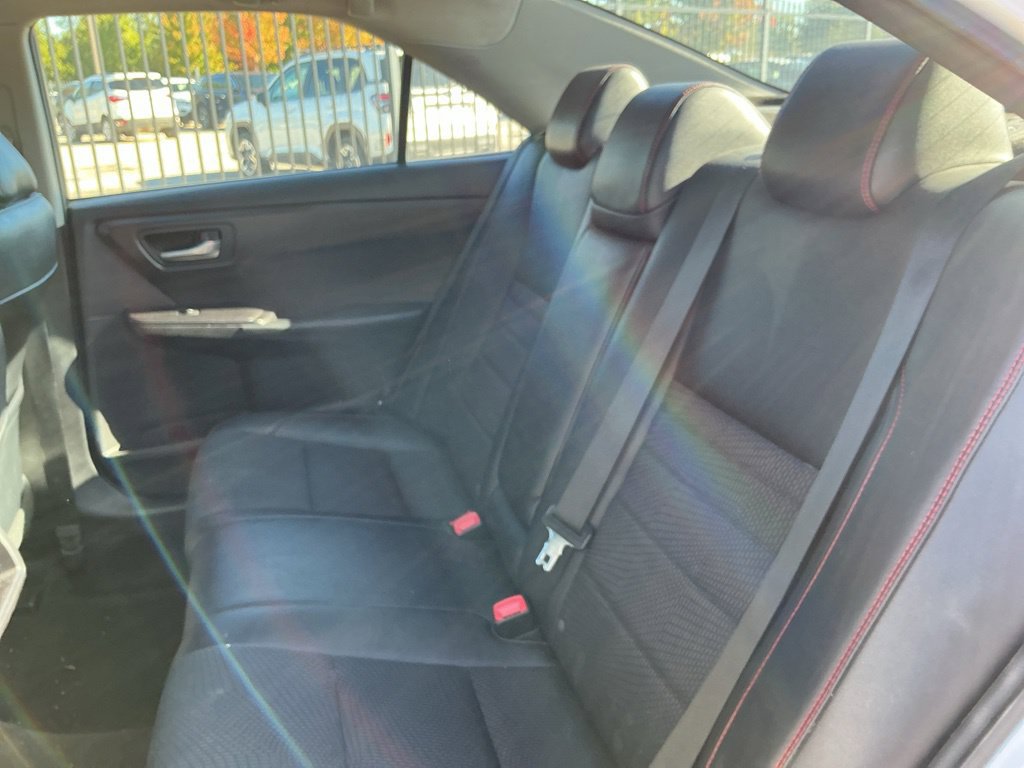 Used 2017 Toyota Camry SE FWD image 27