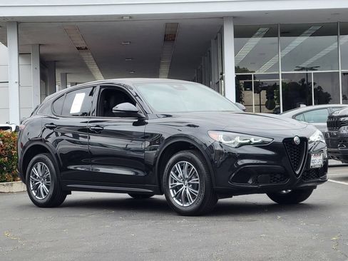 Used 2024 Alfa Romeo Stelvio Sprint RWD image 32