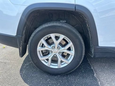 Used 2023 Jeep Grand Cherokee L Limited w/ MOPAR Finishing Package AWD/4WD image 9
