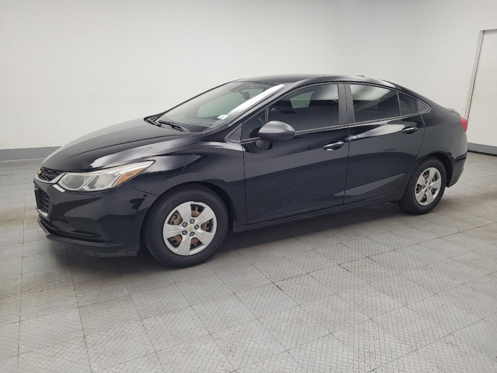 Used 2017 Chevrolet Cruze LS FWD image 2