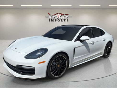 Used 2018 Porsche Panamera 4 AWD/4WD image 2