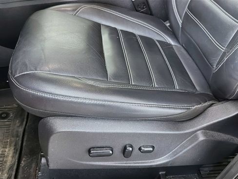 Used 2019 Ford Escape Titanium AWD/4WD image 23