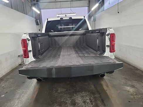 Used 2025 RAM 1500 Tungsten AWD/4WD image 4