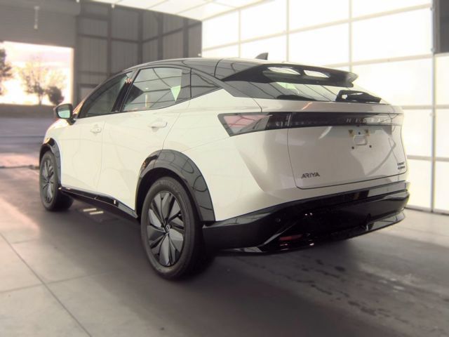 Used 2024 Nissan Ariya AWD image 6