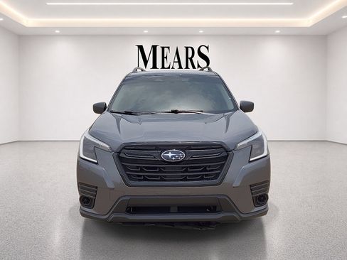 Used 2023 Subaru Forester AWD/4WD image 7