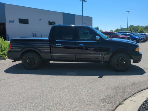 Used 2002 Lincoln Blackwood image 9