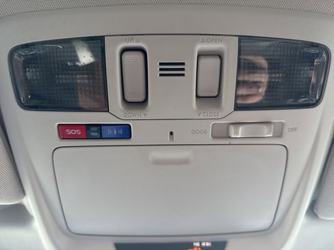 Used 2019 Subaru Outback 2.5i Limited w/ Popular Package #2 image 42