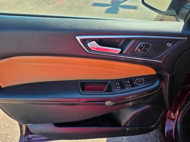Used 2023 Ford Edge Titanium w/ Equipment Group 301A AWD/4WD image 18
