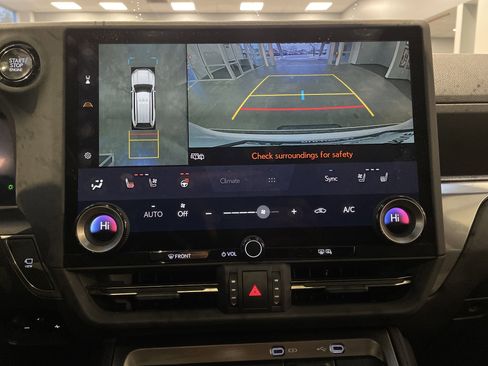 Used 2024 Lexus GX 550 image 30