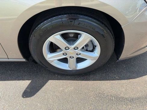 Used 2022 Chevrolet Malibu LS w/ Driver Confidence Package FWD image 41