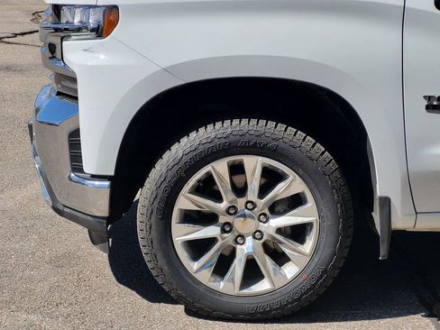 Used 2021 Chevrolet Silverado 1500 LTZ w/ LTZ Convenience Package II AWD/4WD image 8