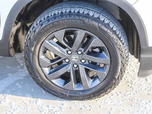 Used 2023 Honda Ridgeline Sport image 10