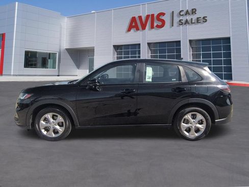 Used 2025 Honda HR-V LX image 10