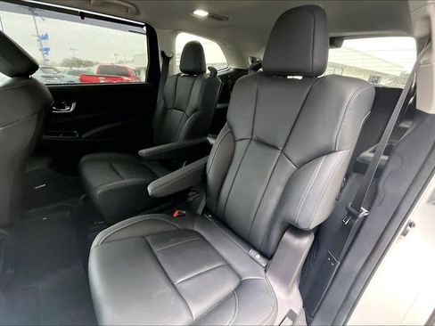 Used 2023 Subaru Ascent Touring image 23