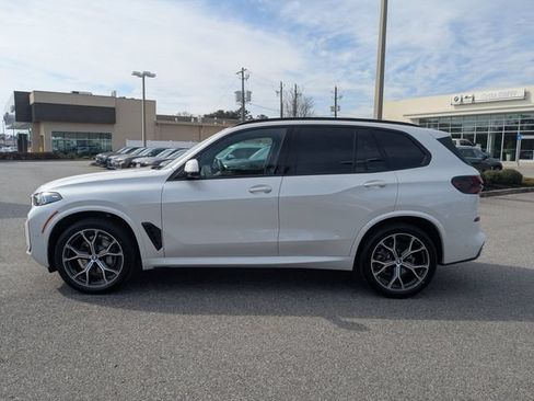 New 2026 BMW X5 xDrive40i AWD/4WD image 8