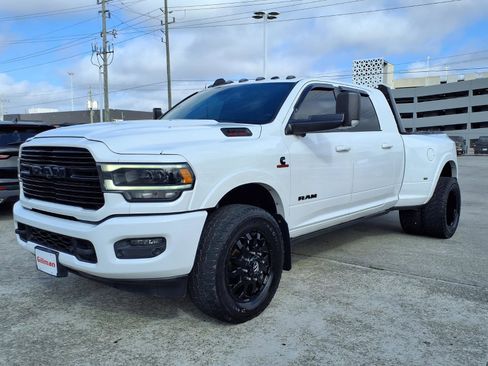 Used 2020 RAM 3500 Laramie image 21