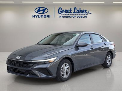 Certified 2025 Hyundai Elantra SE w/ Cargo Package