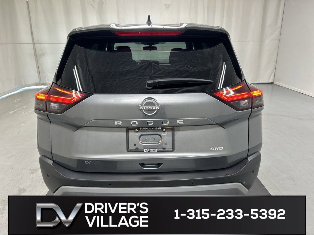 Used 2023 Nissan Rogue S AWD/4WD image 20