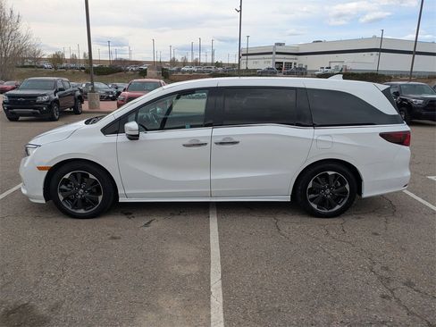 Used 2023 Honda Odyssey Elite image 7