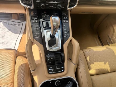 Used 2016 Porsche Cayenne S AWD/4WD image 17