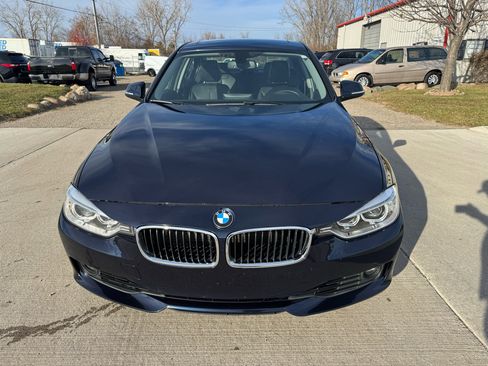Used 2013 BMW 335i xDrive 4dr Sdn 335i xDrive AWD image 3
