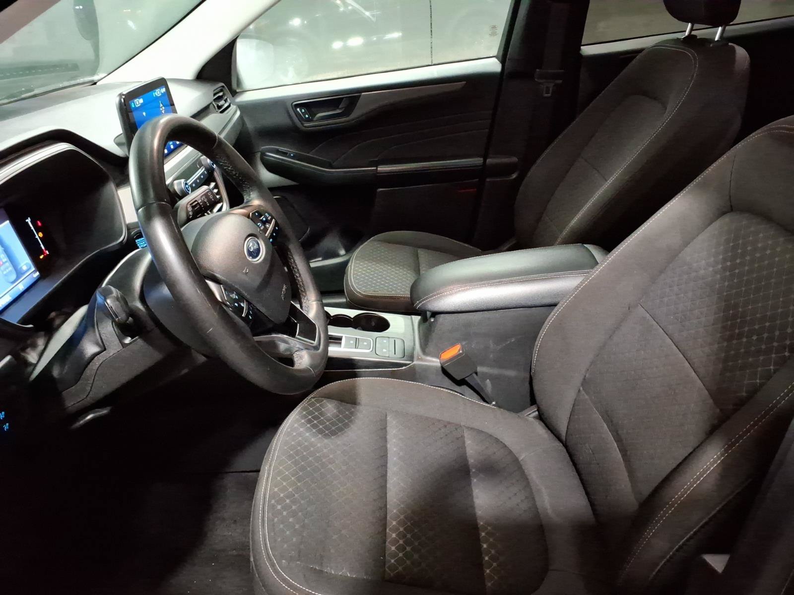 Certified 2023 Ford Escape Active FWD image 11